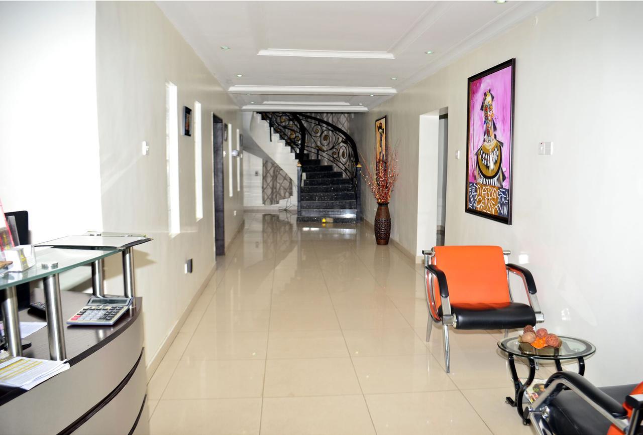 De Rigg Place - Alaka Estate, Surulere Лагос Екстериор снимка