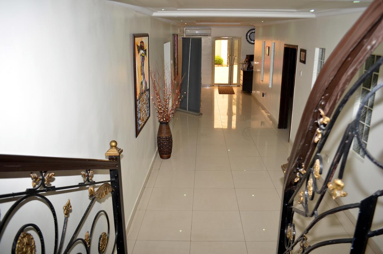 De Rigg Place - Alaka Estate, Surulere Лагос Екстериор снимка